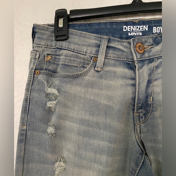 Levi’s | DENIZEN BOYFRIEND | Size 27 | Lightly Distressed - Picture 3 of 7